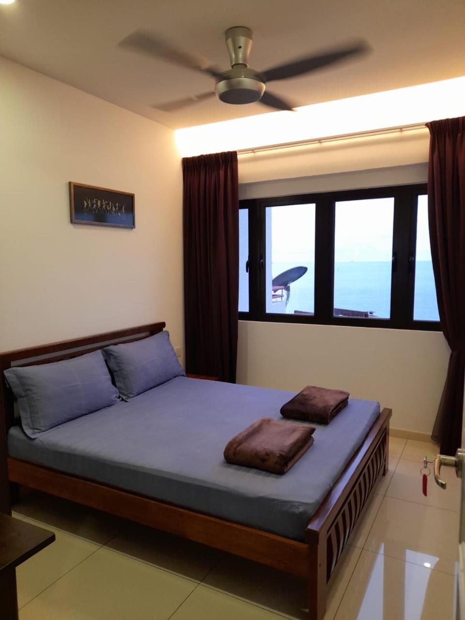 Susie'S Resort Seaview Suites At Sri Sayang Batu Ferringhi Exterior foto